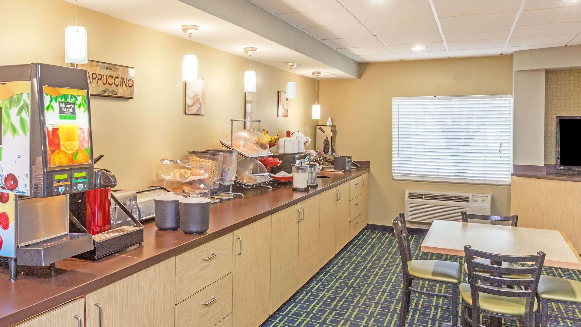 *** Hotel Comfort Inn & Suites Louisville Airport Fair & Expo United States
