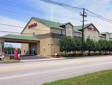 Comfort Inn & Suites Louisville Airport Fair & Expo Hotel