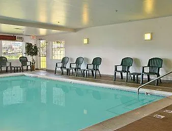 Hotel Comfort Inn & Suites Louisville Airport Fair & Expo