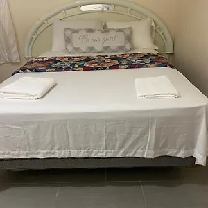 https://a-delightful-room-in-queens.us-newyorkcity.com