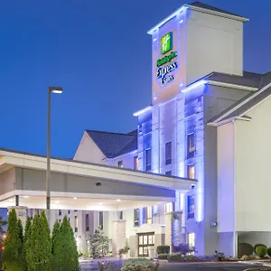 Express & East By Ihg Louisville