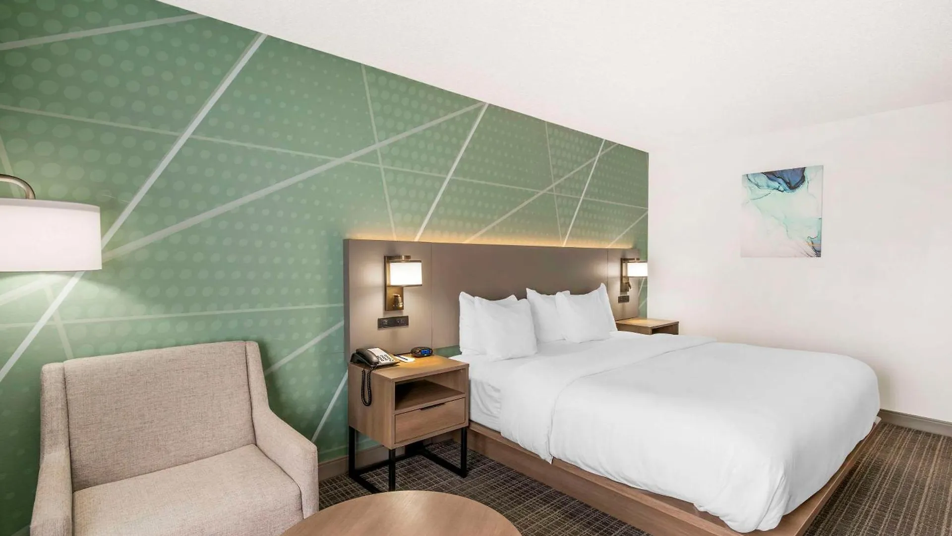 Comfort Inn & Suites Louisville Airport Fair & Expo Hotel
